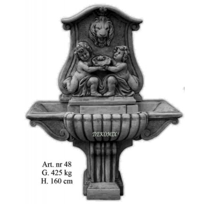 Wandbrunnen mit 2 Engel und Löwenkopf