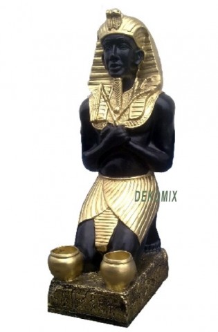 Pharao sitzend mit Teelichterhalter unten