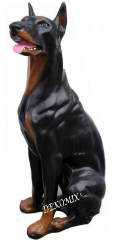 Dobermann sitzend groß
